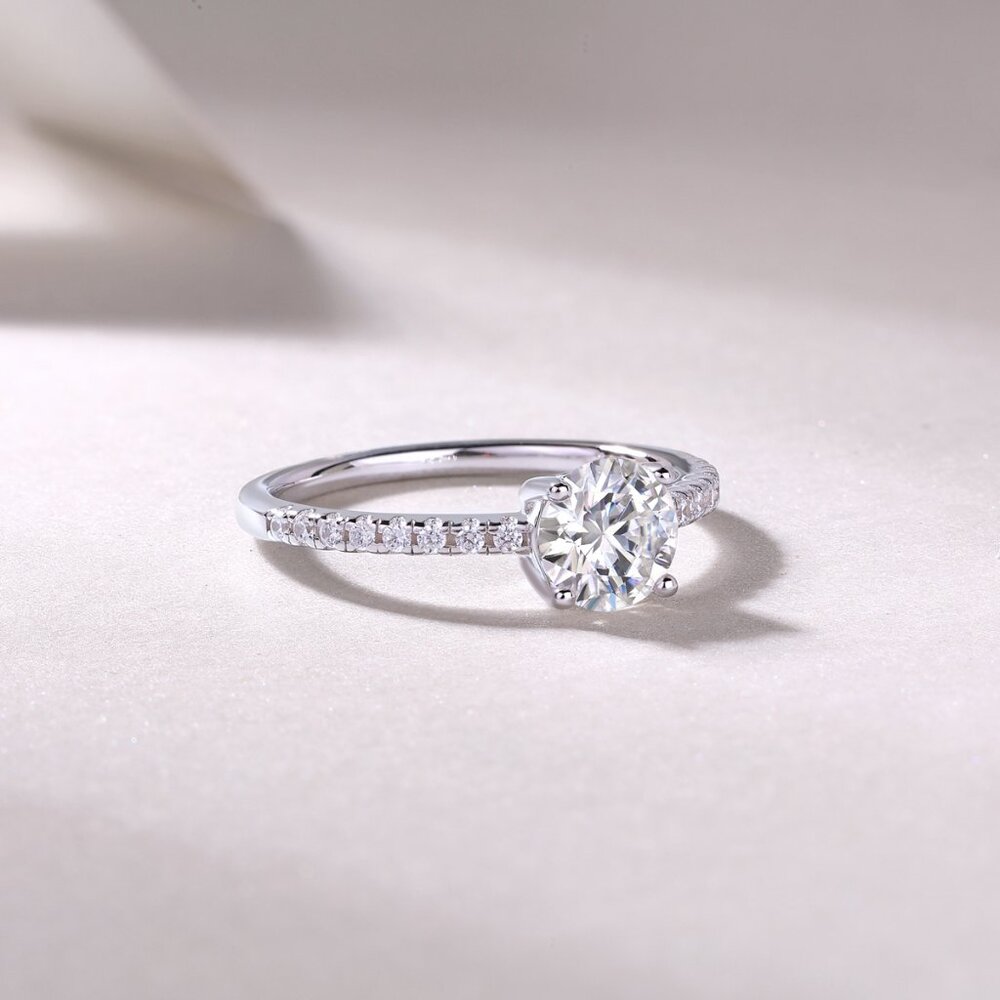 925 sterling silver moissanite ring
